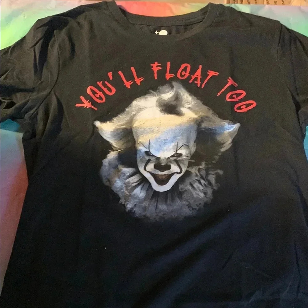 🤑 5 for $25 
🖤Black Short Sleeve Graphic Tee